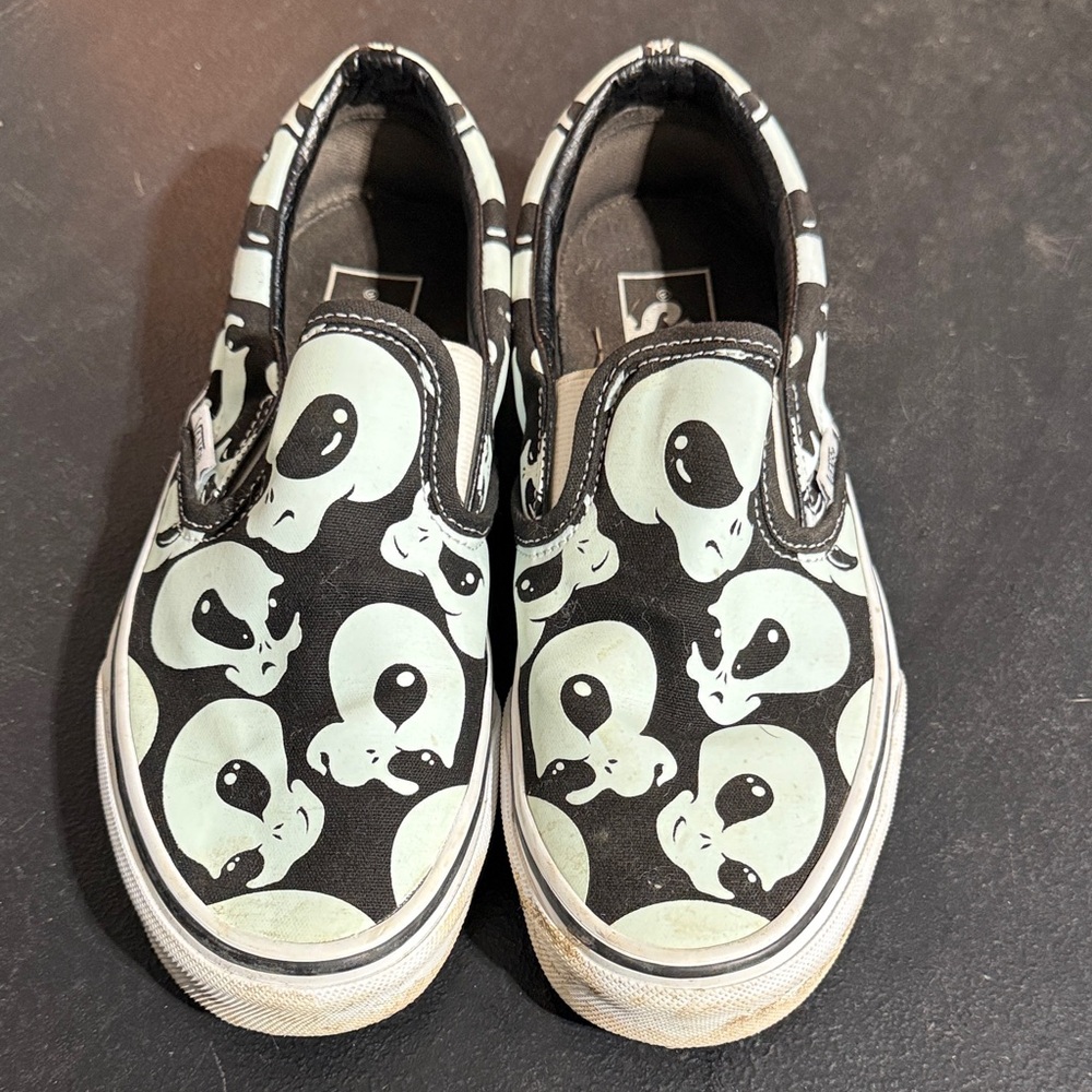 Vans alien glow in the dark shoes